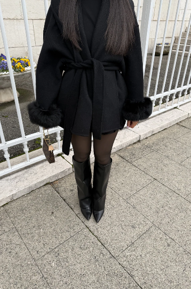 VaÏa fur coat